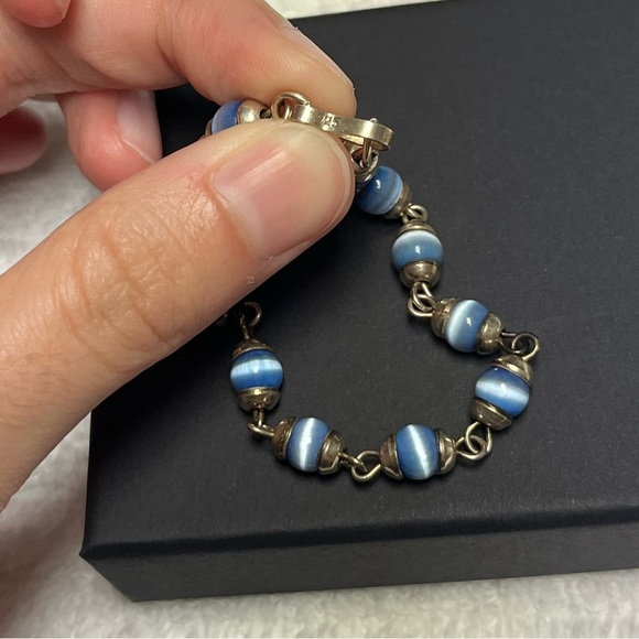 Sterling silver bracelet with blue cats eye beads. 925. - Picture 2 of 3